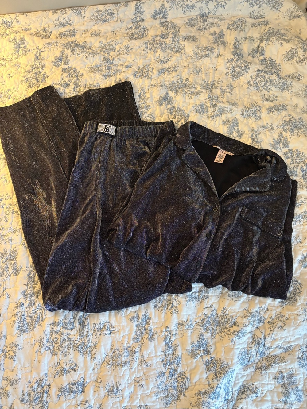 Victoria Secret Size M Sparkle Black Loungewear Set - Two Piece Pajama Set